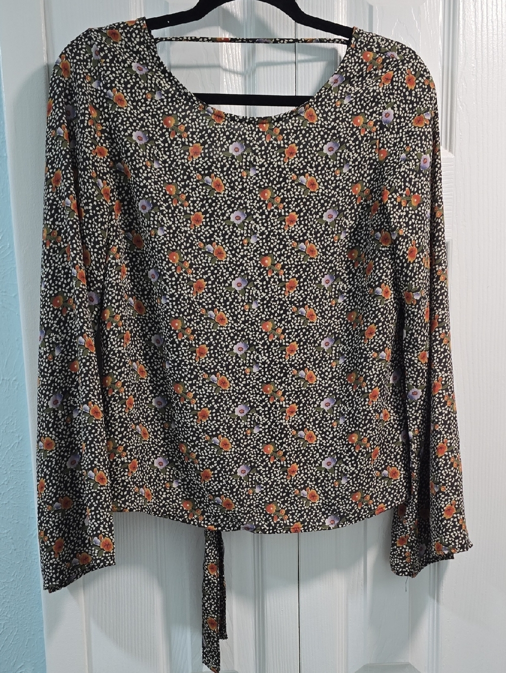 Rokoko By Dazz Women’s Brown Floral Long-Sleeve Back-Tie Top